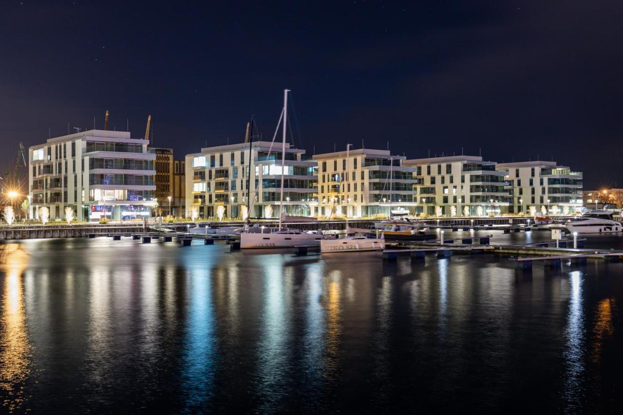Yacht Park With Sea View By Lion Apartments Gdynia Exterior photo